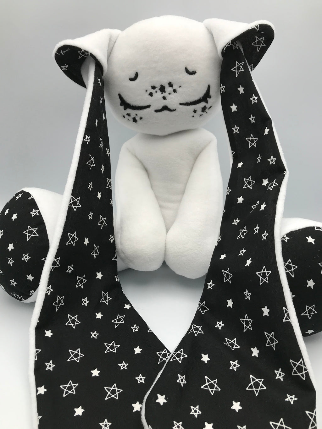 White Cabbit Black and White Stars