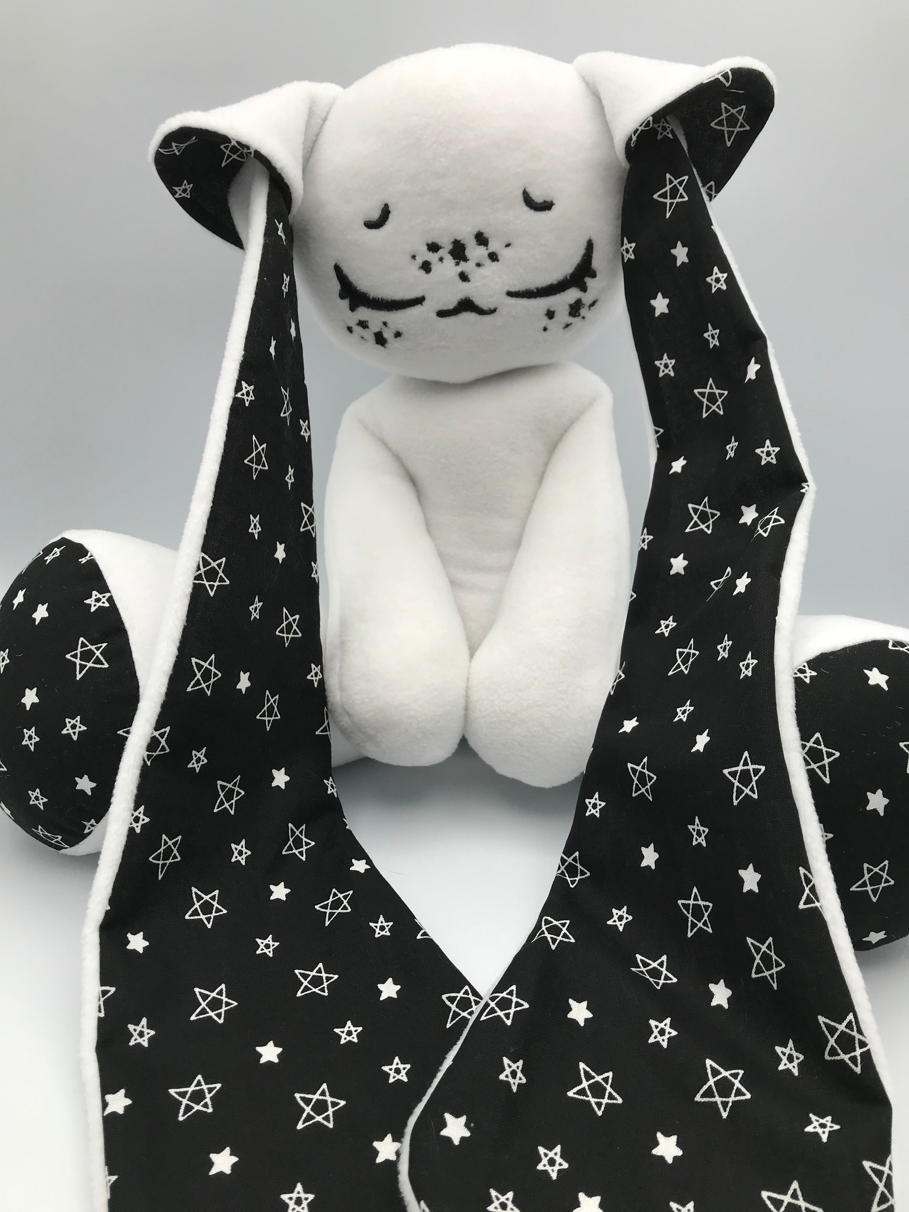 White Cabbit Black and White Stars