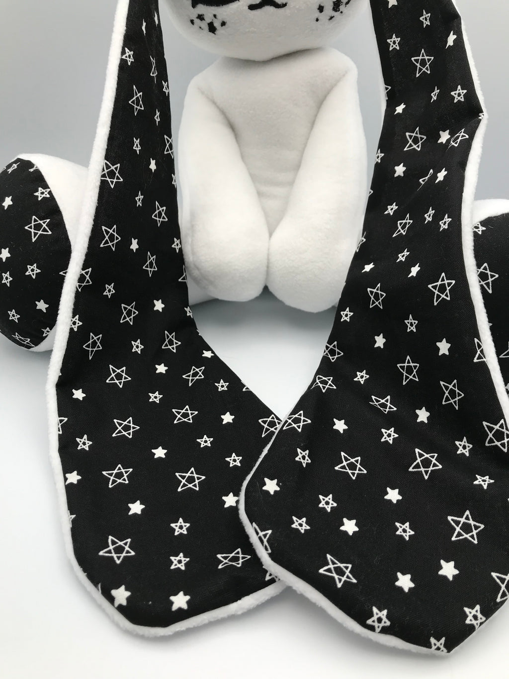 White Cabbit Black and White Stars