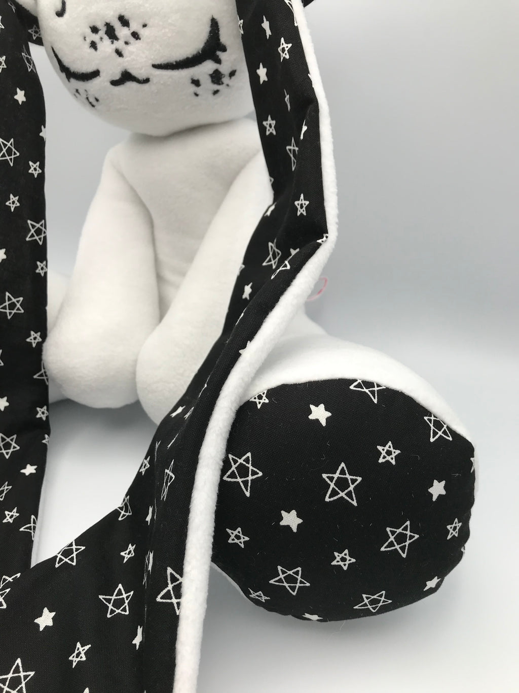 White Cabbit Black and White Stars