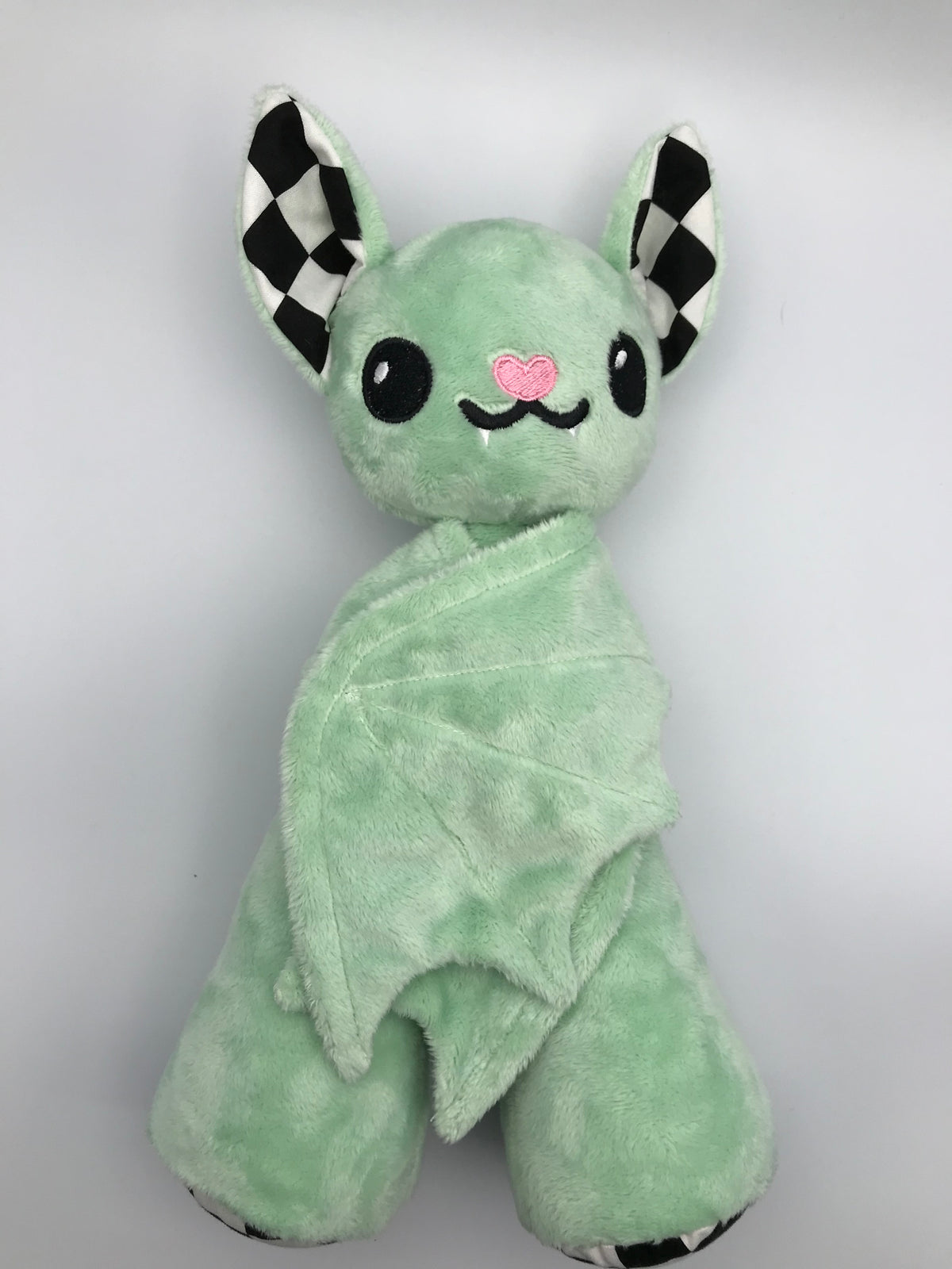 Small Light Green Bat Checker Print