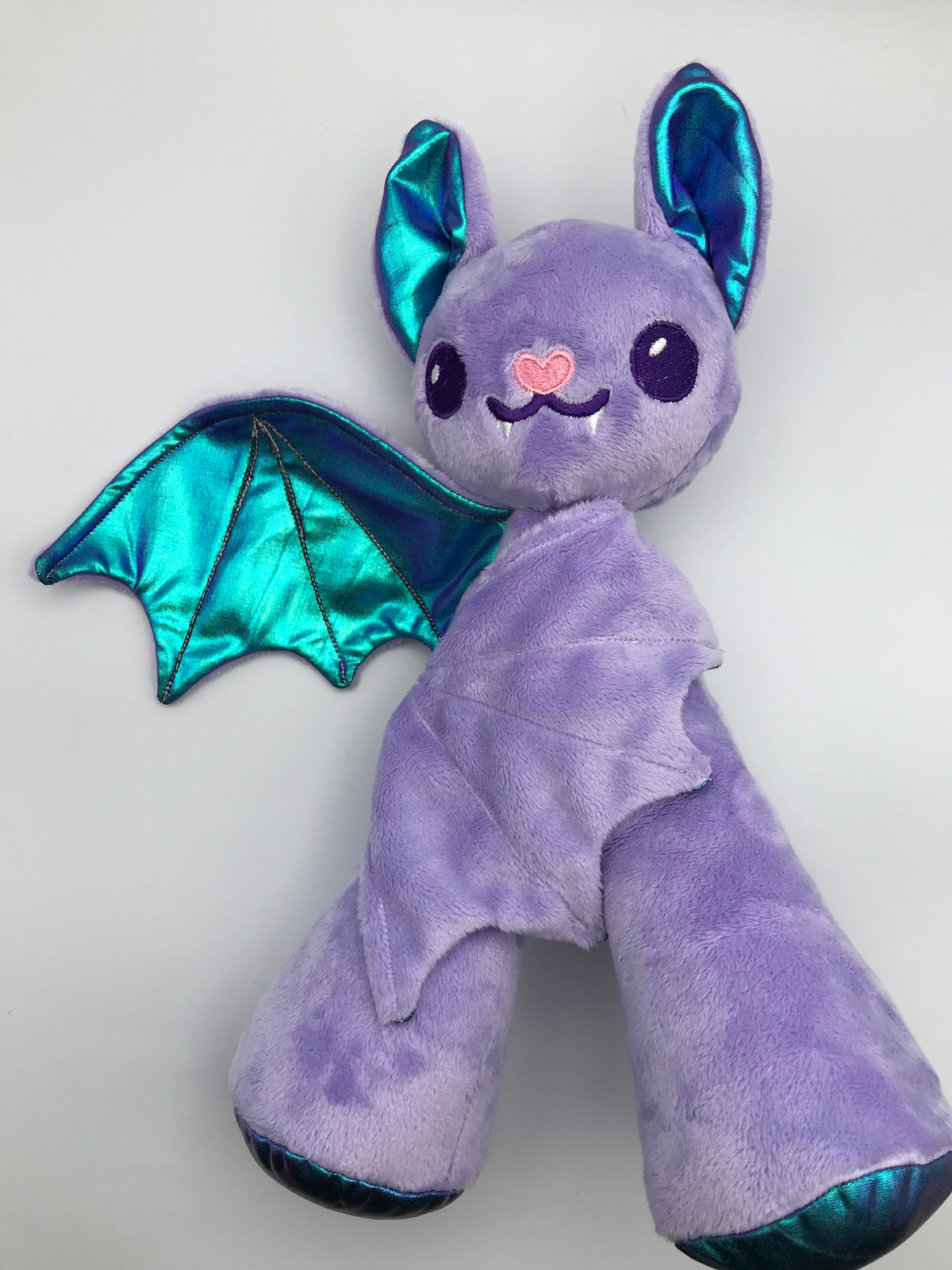 Small Purple Bat Pearl Blue